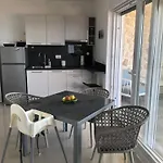 Kovacev Ζαντάρ